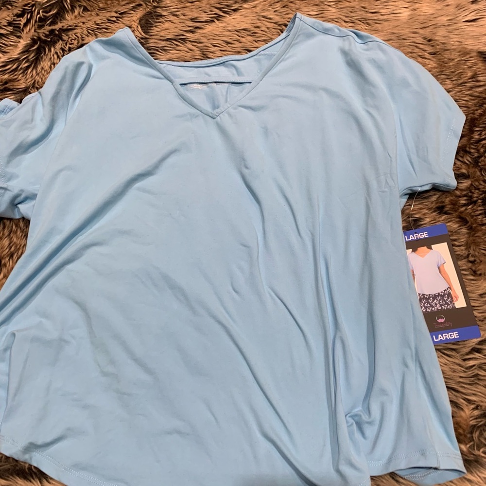 Tranquility Women's V-Neck Top sky blue size L NWT
